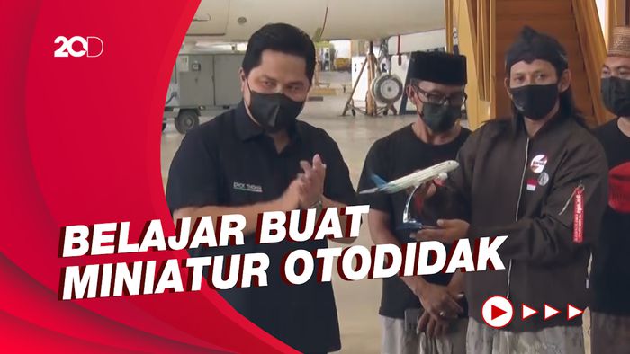 Sosok Pembuat Miniatur Pesawat Garuda yang Dipanggil Erick Thohir