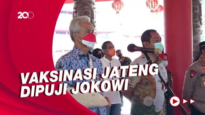 Angka Vaksinasi Jateng Tinggi, Jokowi Puji Ganjar dan Hendi