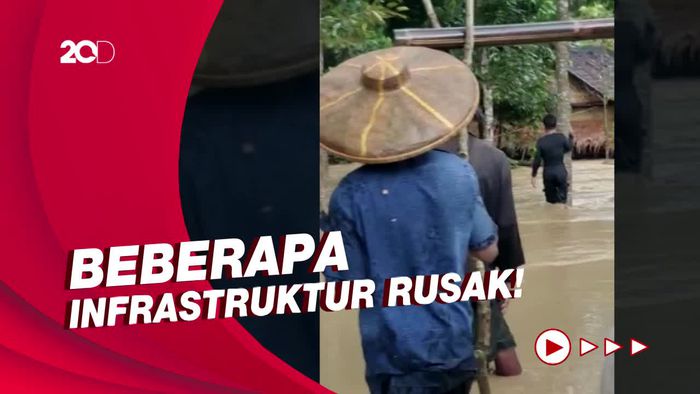 Banjir Terjang Wilayah Baduy: Jembatan Rusak, Longsor Melanda
