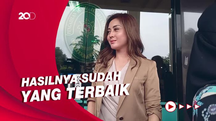 Jonathan Frizzy dan Dhena Devanka Resmi Bercerai