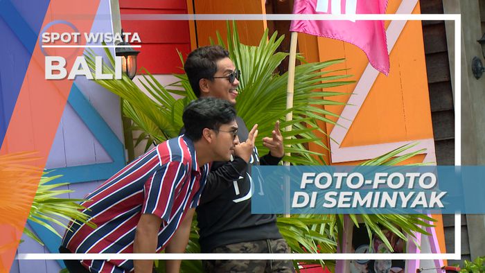 Berfoto Seru di Sudut Kawasan Seminyak Bali