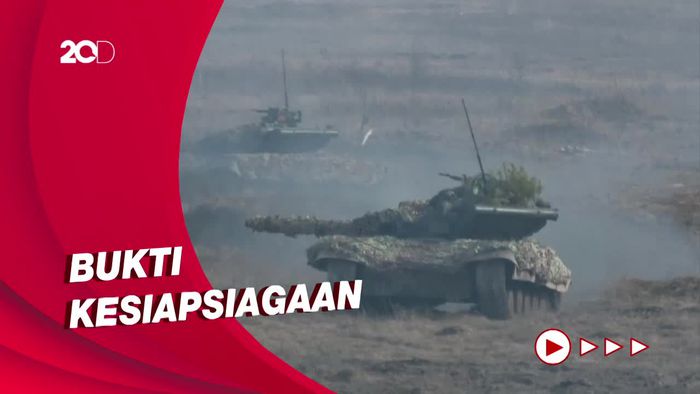Tank-tank Tempur Beraksi, Angkatan Bersenjata Ukraina Unjuk Kekuatan