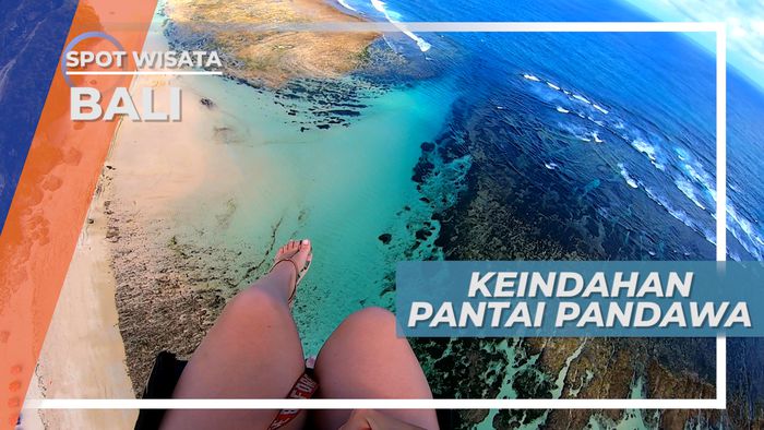 Terbang di Atas Langit Pantai Pandawa Dengan Paragliding, Bali