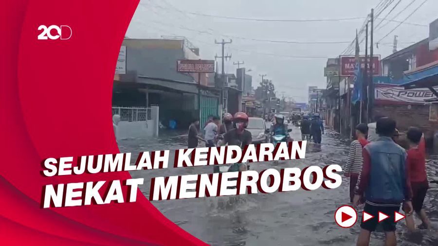 Penampakan Jalan Kopo Sayati Bandung Banjir, Lalin Tersendat!