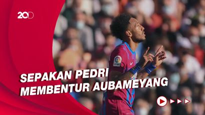 Gol Pedri untuk Aubameyang, Hat-trick Perdana di Barcelona