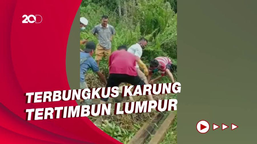 Mayat Wanita Ditemukan Warga Membusuk di Rawa Jambi