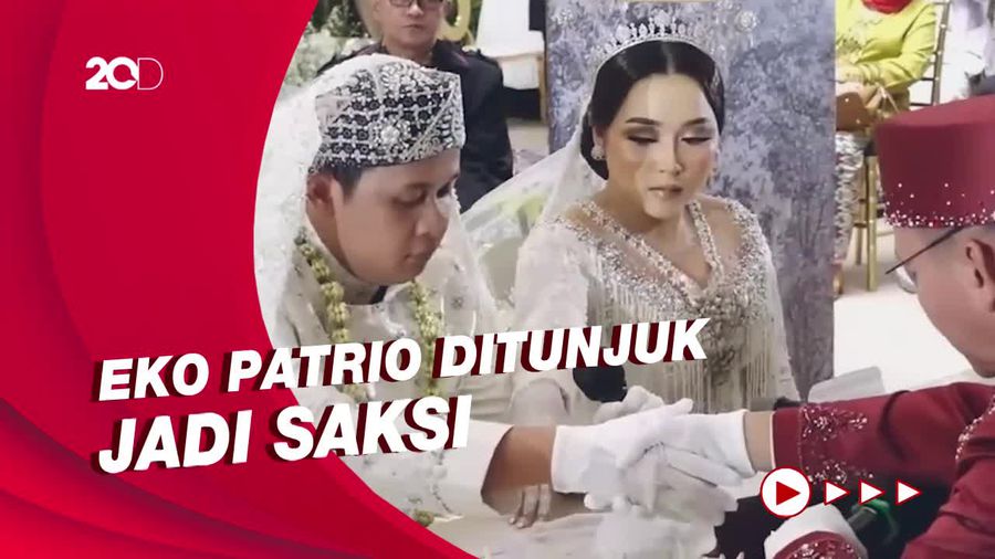 Serba-serbi Pernikahan Adik Ayu Ting Ting