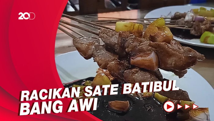 Empuknya Sate Khas Tegal Ini Pakai Daging Kambing 3 Bulan