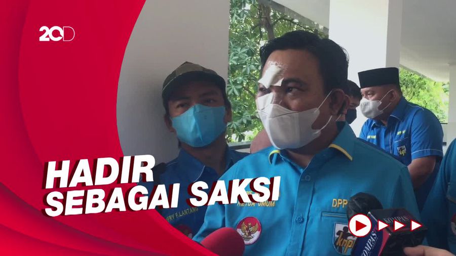 Muka Babak Belur, Haris Pertama Hadir di Sidang Ferdinand Hutahaean