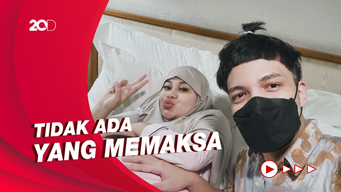 Atta Halilintar Bantah Orang Tuanya Paksa Aurel Hermansyah Lahiran Normal