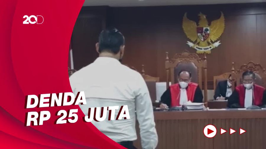 Momen Hakim Jatuhkan Vonis 1 Tahun Penjara ke Jerinx
