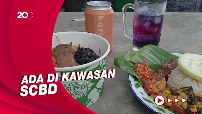 Sajian Nasi Peda Pelangi dan Cumi Hitam yang Bikin Ketagihan