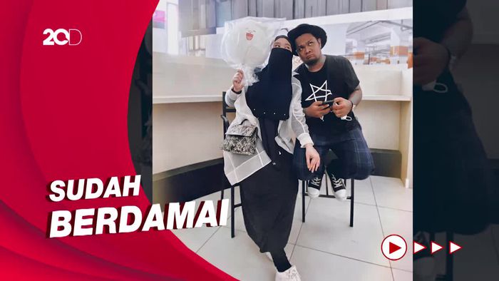 Istri Virgoun Maafkan Pacar ART-nya yang Sebar Fotonya Tanpa Hijab
