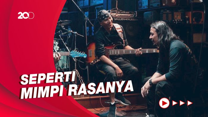 Marcello Tahitoe Umumkan Jadi Vokalis Baru Dewa 19