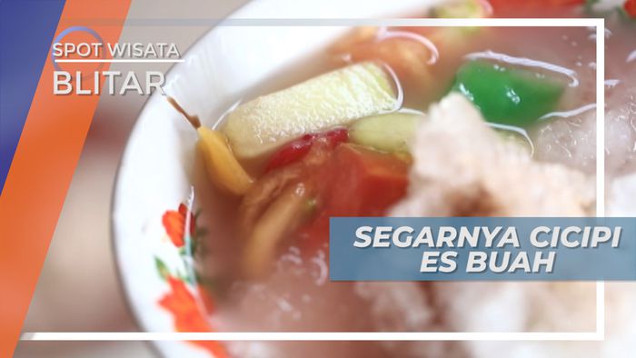 Segarnya Es Buah Legendaris Dengan Isian yang Milimpah Ruah, Blitar