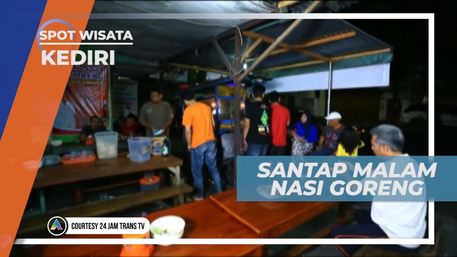 Menikmati Lezatnya Sepiring Nasi Goreng Tungku yang Legendaris, Kediri
