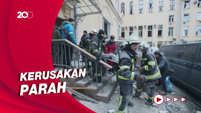 10 Tewas Dalam Serangan Rudal Rusia di Gedung Pemerintahan Kharkiv