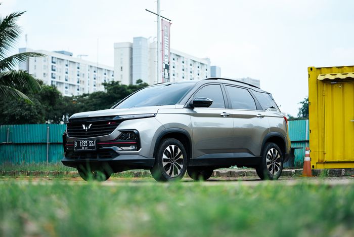 Aman Berkendara Dengan Si Canggih Wuling Almaz RS