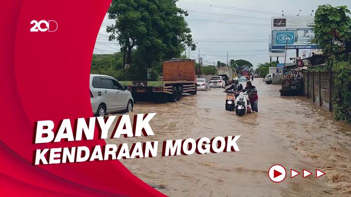 Jalan Serang-Cilegon Banjir, Ketinggian Air 40-50 Cm
