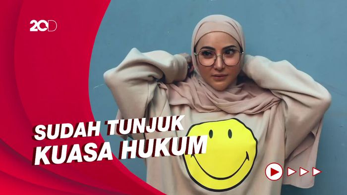 Ayu Aulia Siap Hadapi Laporan Ade Ratna Sari