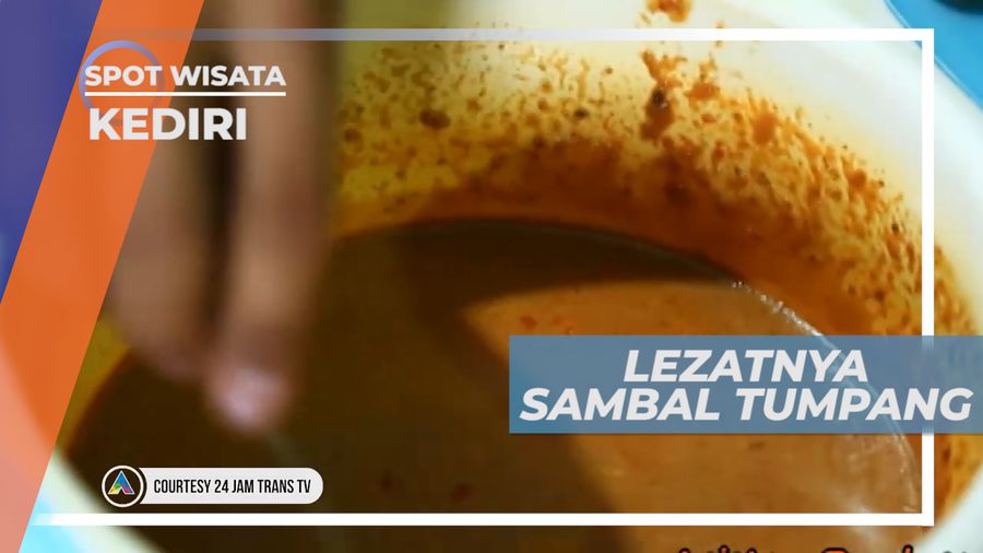 Duduk Bersila Menikmati Lezatnya Sambal Tumpang di Warung Trotoar, Kediri