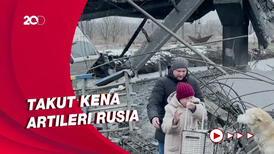 Serangan Rusia Meningkat, Warga Kiev Berlindung di Stasiun Kereta Metro