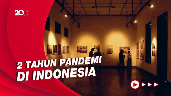 Merekam Ganasnya Corona di Bandung Lewat Pameran Foto 731