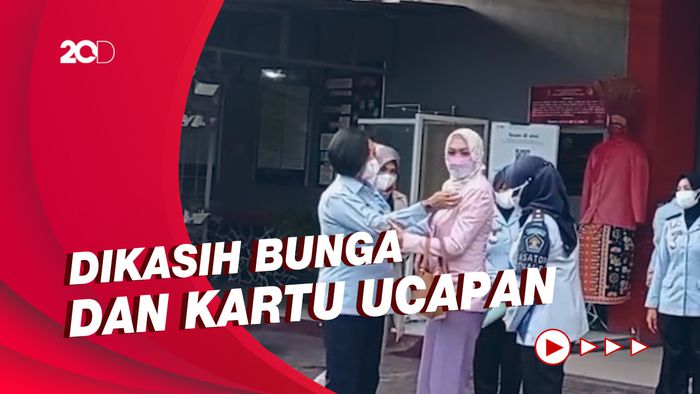 Pesan Perpisahan Penghuni Lapas dengan Angelina Sondakh