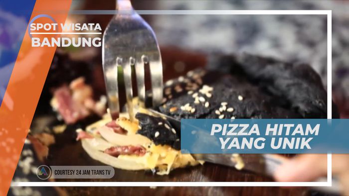 Makanan Serba Hitam, Kreasi Kuliner Unik Resto di Bandung