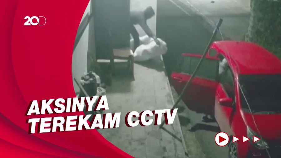 Detik-detik Maling di Ciamis Gondol Rokok Senilai Rp 80 Juta