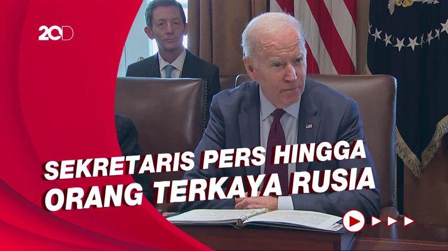 Biden Beri Sanksi Baru ke Rusia, Bidik Orang-orang Terdekat Putin