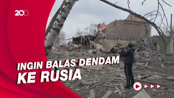 Warga Kiev: Andaikan Saja Kami Punya Lebih Banyak Senjata...