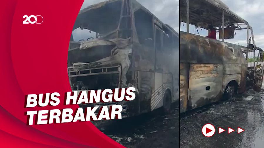 Penampakan Bus Terbakar di Tol Pandaan, 48 Penumpang Selamat
