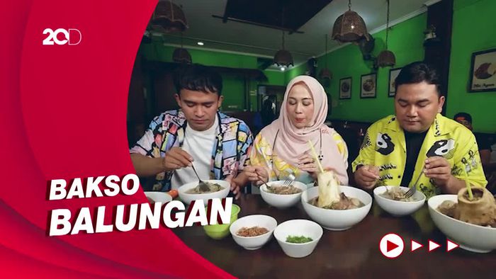 Bikin Laper: Ngiler! Bekasi Punya Bakso Ekstra Topping Sumsum