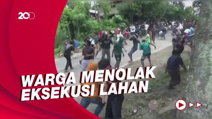 Eksekusi Lahan di Enrekang Sulsel Ricuh, Polisi Tembakkan Gas Air Mata