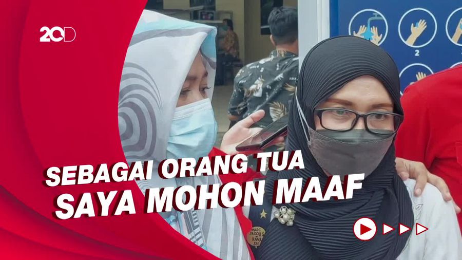 Sambil Menangis, Ibu Adam Deni Minta Maaf ke Ahmad Sahroni