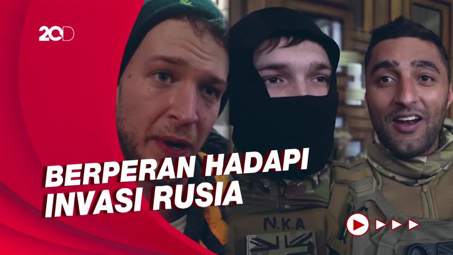 Wajah-wajah Asing di Barisan Ukraina Hadapi Invasi Rusia