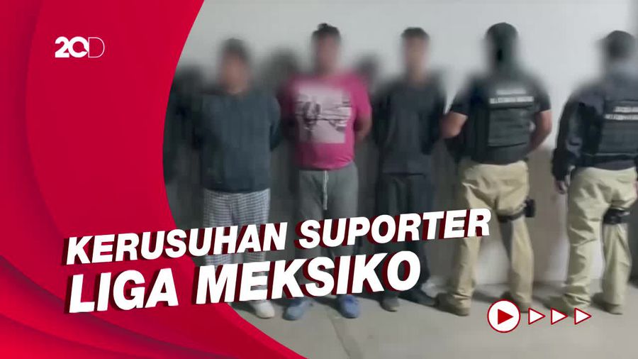 Kerusuhan Brutal, Queretaro Dihukum Main Tanpa Penonton-Bayar Denda