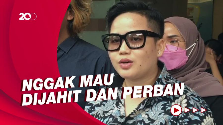 Ade Sebut Ada Kejanggalan Luka Ayu Aulia Usai Coba Bunuh Diri