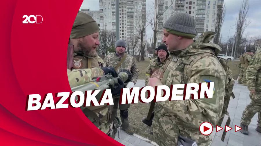 Pasukan Ukraina Dilatih Menggunakan Senjata Anti-tank Baru