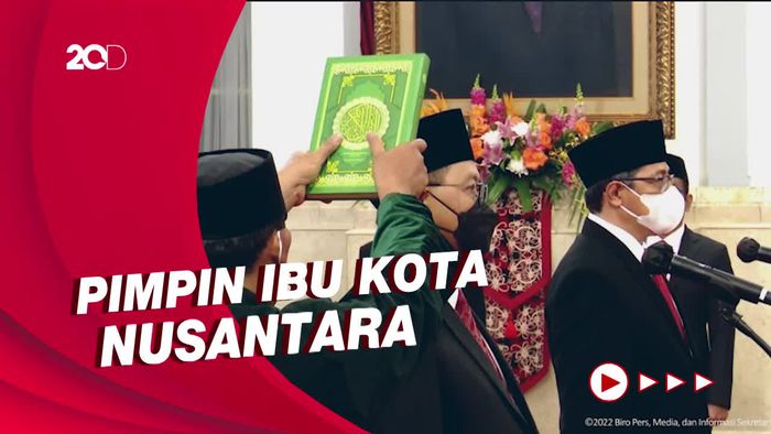 Momen Jokowi Lantik Bambang Susantono-Dhony Rahajoe Jadi Pemimpin IKN
