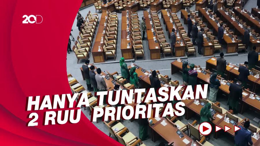 Formappi Nilai Kinerja DPR Dalam Satu Masa Sidang Tak Terlalu Mengesankan