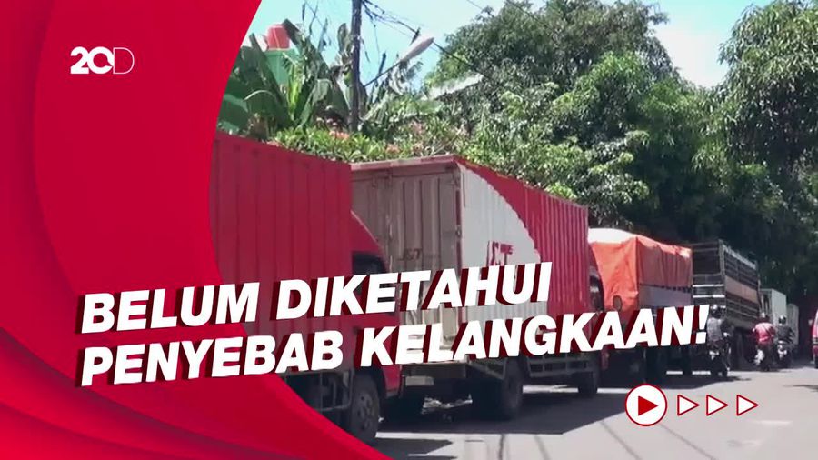 Solar Langka di Sulsel, Antrean Truk Mengular di SPBU Parepare