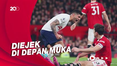 Momen Maguire Diejek Romero Usai Cetak Gol Bunuh Diri