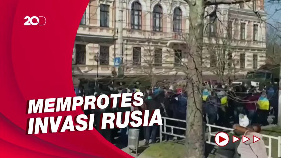 Berani Mati! Warga Kherson Demo di Tengah Pertempuran Rusia-Ukraina