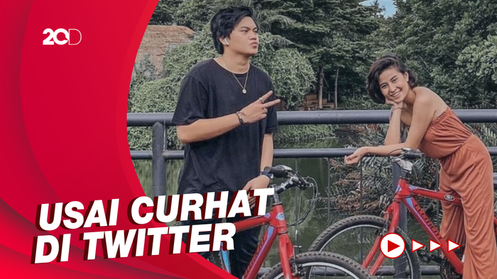 Awkarin Diduga Putus dengan Gangga Kusuma