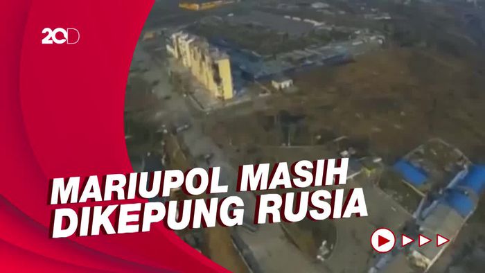 Detik-detik Rudal Rusia Hantam Bangunan Apartemen di Kota Mariupol