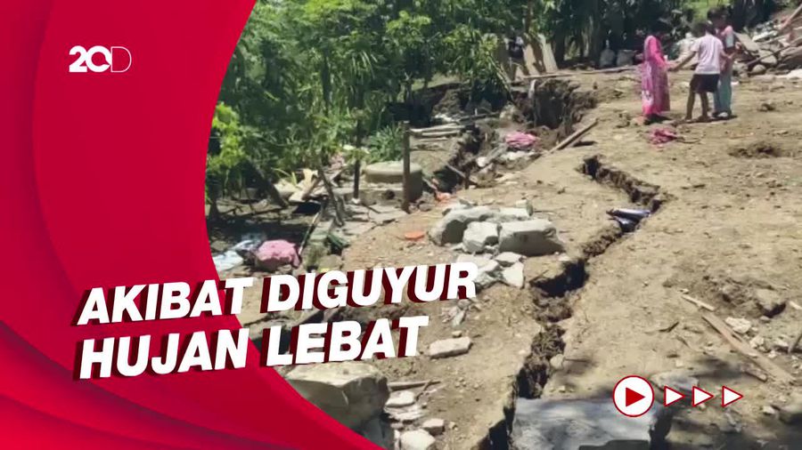 Tanah Longsor di Sidrap, Tiga Rumah Amblas ke Sungai