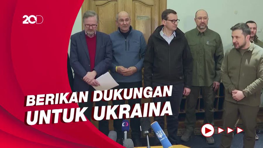 Para Pemimpin Eropa Kunjungi Zelenskiy di Kiev saat Rusia Menggempur