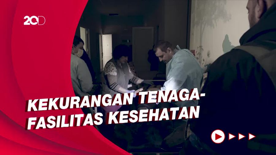 Pemandangan Mengerikan Nakes Ukraina Tangani Pasien Korban Perang